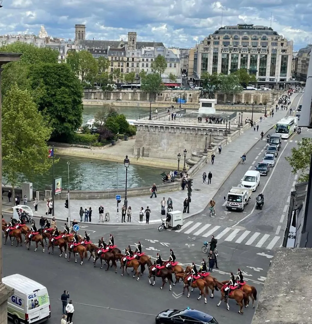 Vue Sur La Seine Apartment Paris France
